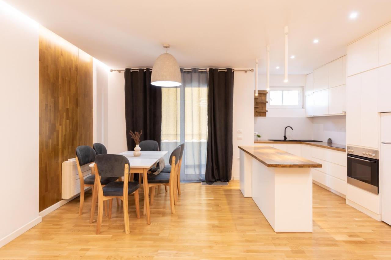 Exclusive 2 Bedrooms Apartment Tirana Exterior foto